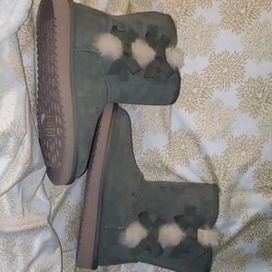 Ugz Koolaburra Suze 6